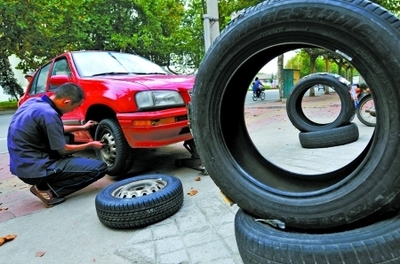 既当被告又当法官 汽车轮胎售后市场乱象调查